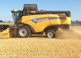 Комбайн NEW HOLLAND 6090 (325)
