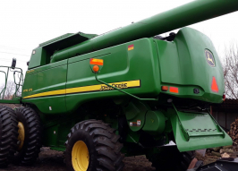 Комбайн JOHN DEERE 9770 (1905)