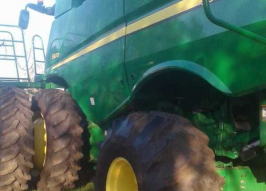 Комбайн JOHN DEERE S670 (2307)