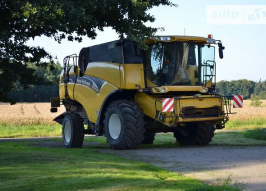 Комбайн NEW HOLLAND СХ 880 (1744)