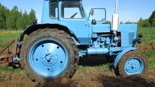 Трактор МТЗ 80 - 1